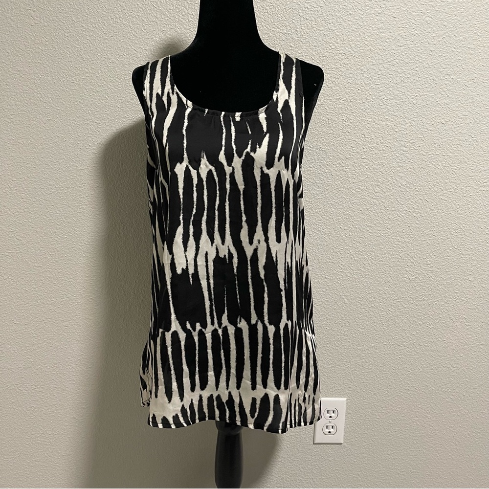 Timing | Vintage Y2K Lightweight Sleeveless Top